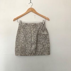 White Fox Faux Snakeskin Pattern Mini Skirt